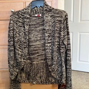 LEI light weight cardigan